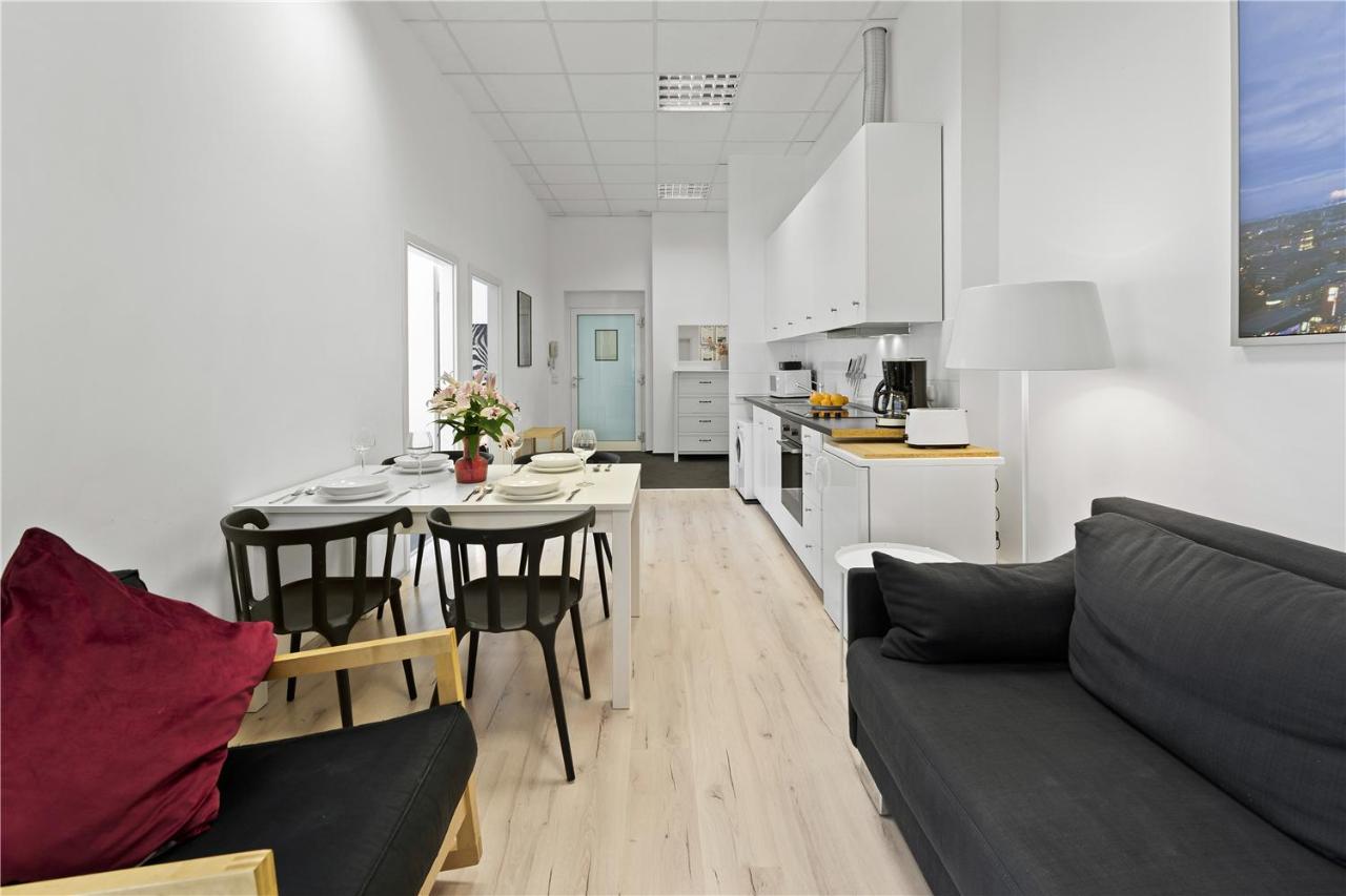 33 Abcd Alexanderplatz Apartment Berlin